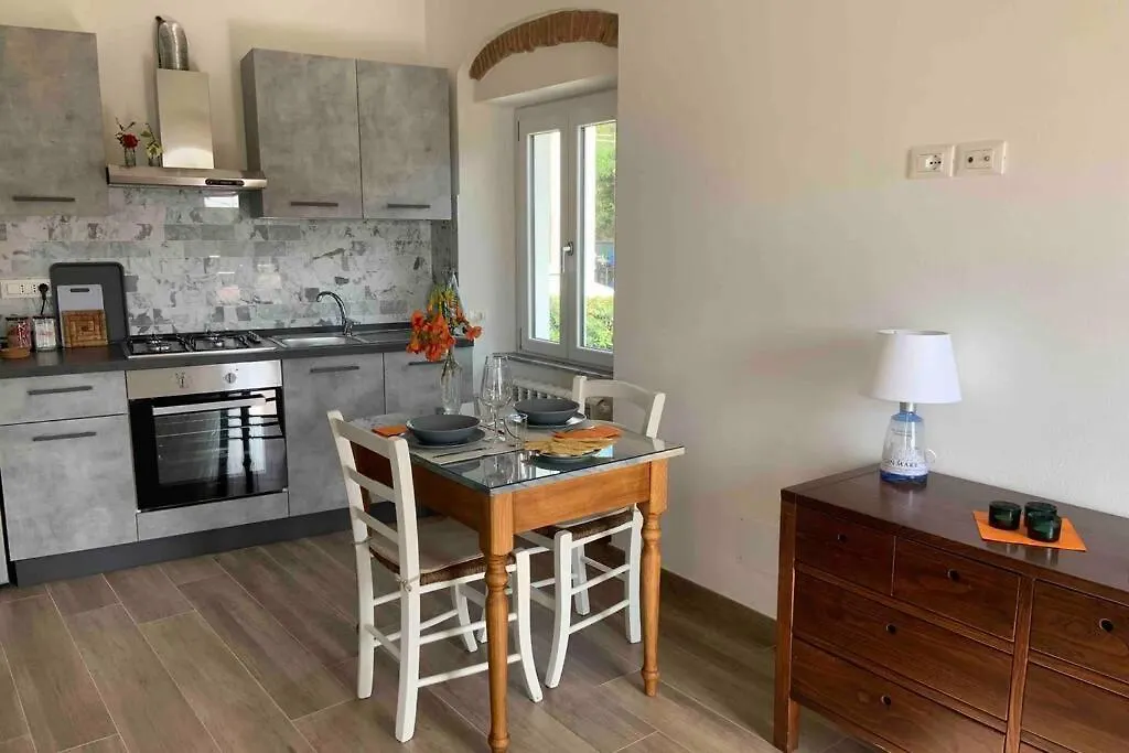 Antica Casa Nel Borgo Apartment Pietrasanta 0*,  Italy