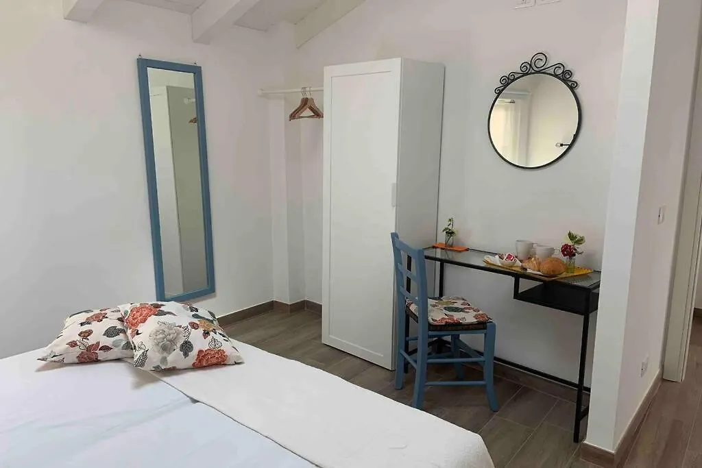 Antica Casa Nel Borgo Apartment Pietrasanta 0*,  Italy